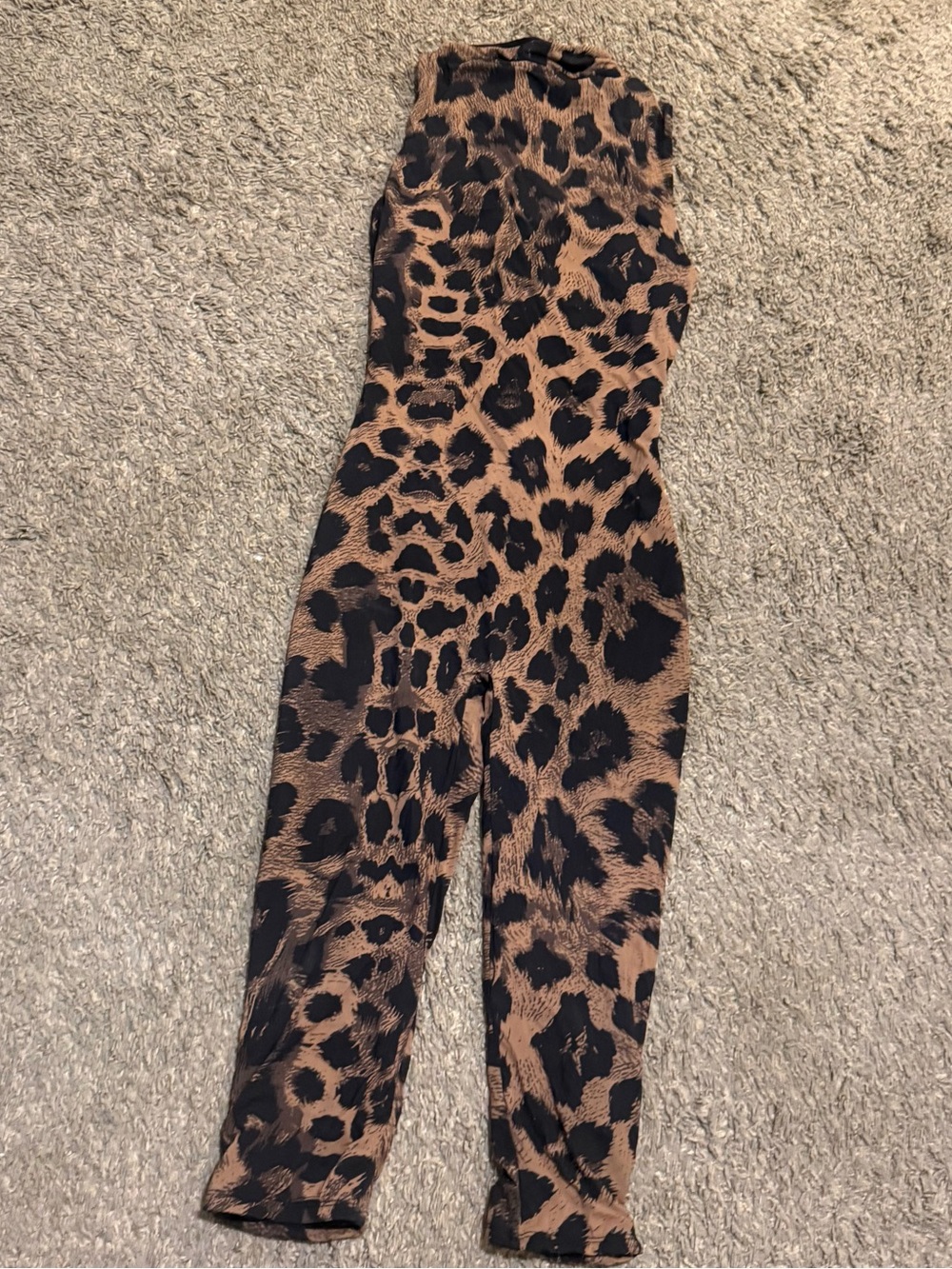 Naked Wardrobe LEOPARD PRINT SLEEVELESS CAPRI JUMPSUIT - Picture 5 of 5